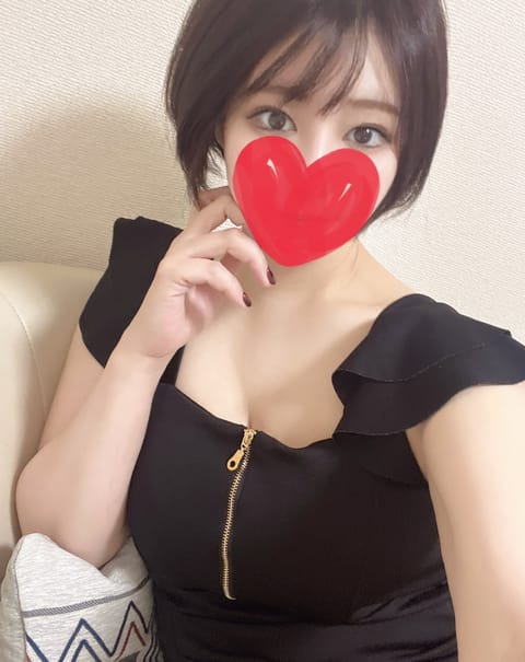 今週もリピ様、初めまして様ありがとう😊
差し入れやお土産も♫
またいつでもお待ちしてます♡
☘️今週のシフト☘️
24(