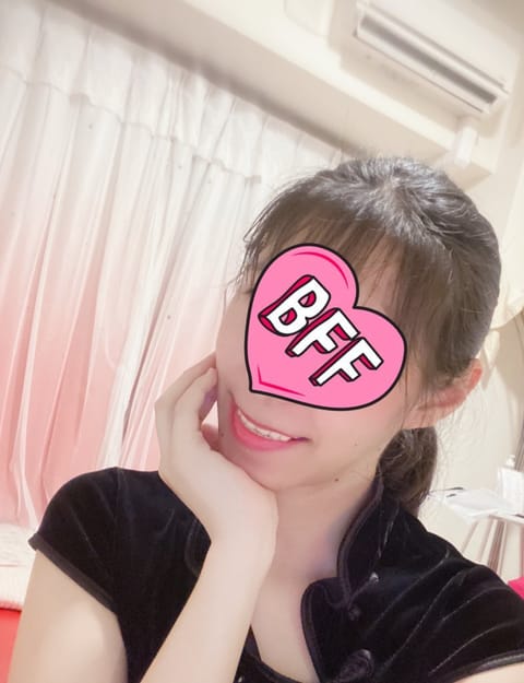 今日出勤です(((o(*ﾟ▽ﾟ*)o)))

最短🈳15:30〜です(´｡✪ω✪｡ ` )

まだ寒いので気をつけ来てね