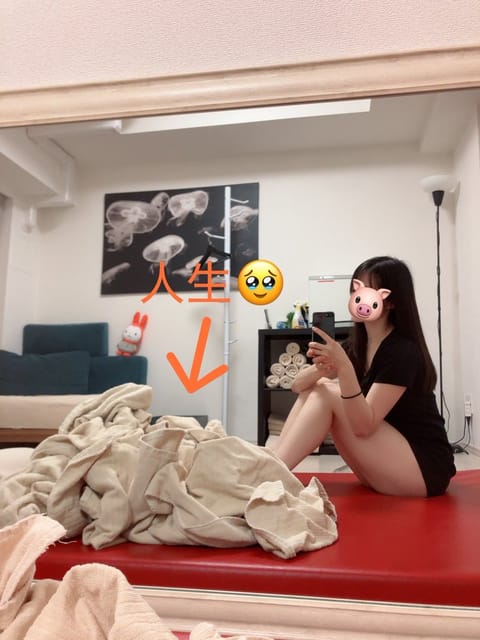 お久しぶりです！

最近、何かに左右されるのが怖くてSNSイヤイヤ期に入ってました🥹

でも自分のことばかりで何もできて