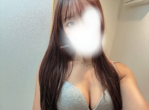 今日は東新宿います🥹❕
12:00〜20:00

明日は超レアの深夜帯出勤です🙆‍♀️✨
21:00〜6:00(恵比寿)