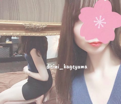 こんばんは！
今週出勤します😌

🌾出勤日🌾
8（火）18時〜23時
12（土）10時〜17時
13（日）10時〜17時
