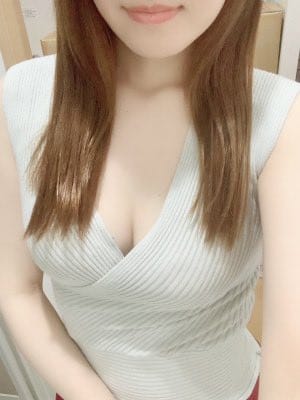 先週もたくさんのご来店ありがとうございました😊

昨日はお花見行ってきましたが桜が綺麗で癒されました☺️

人多かったで