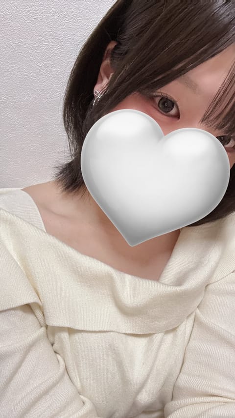 明けましておめでとうございます🐴♡

今年初出勤です( ՞ ᴗ  ᴗ՞)
19:00までお部屋いますよ🫶🏻