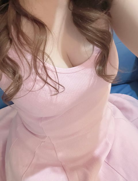 おはようございます☀

セラピスト叶です🌸

今日も　暖かくなりそうですね😊

素敵な出逢いと　再会があります様に🍀