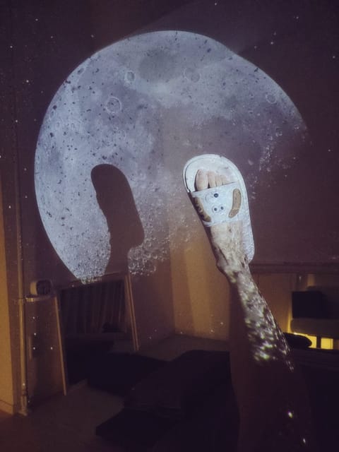 空いた時間はとにかく掃除してます🧹

せっかくのワンルーム🎀
 汚いお部屋で働くのも嫌だし、お客様をお迎えするのはもっと