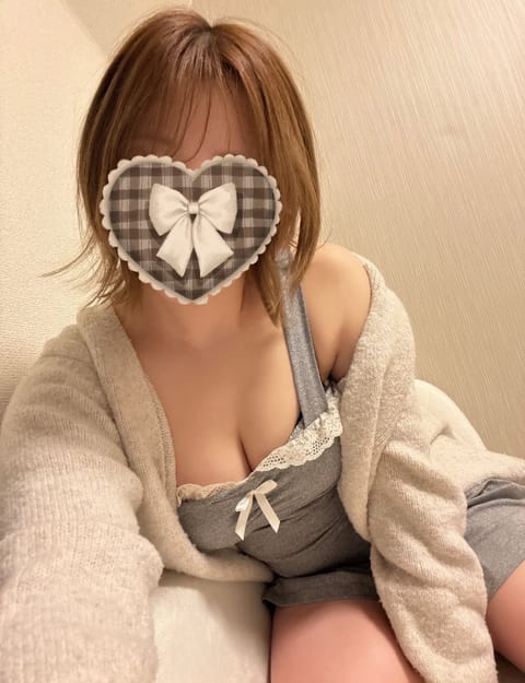 こんにちは( ՞⸝⸝⸝ᴗ  ᴗ՞)しおりです🍎

今日は吉祥寺にいます❕

じめじめ汗を流してぬるぬる気持ちいことしませ
