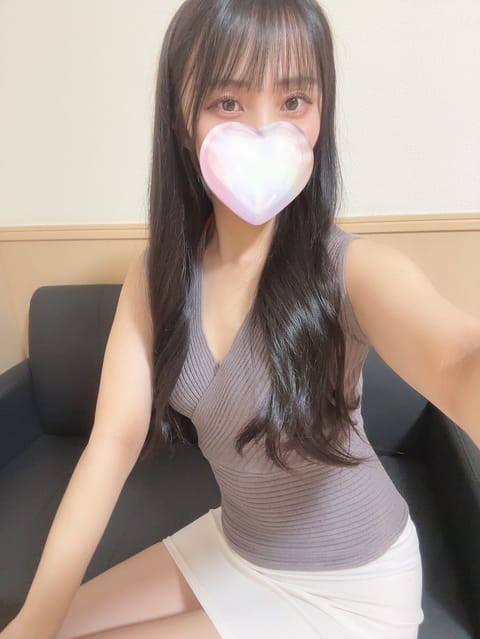 本日11:00～翌2:00受付です❣️
最短12:50～🈳あります🫶🏻

トロトロ密着マッサージはいかがですか？🥰日頃の