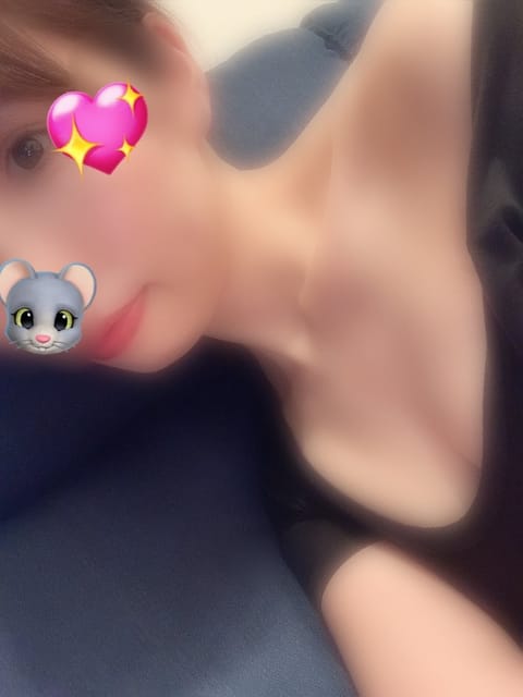 昨日も短い時間でしたが埋めていただきありがとうございました🫶
今日、明日12時〜出勤してます🙂‍↕️💜