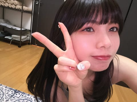 茶髪したけど結局黒髪が1番よね🥹✨

2024年ラストのお客様は本指様❤️
みなさままた来年もよろしくお願いします🐍