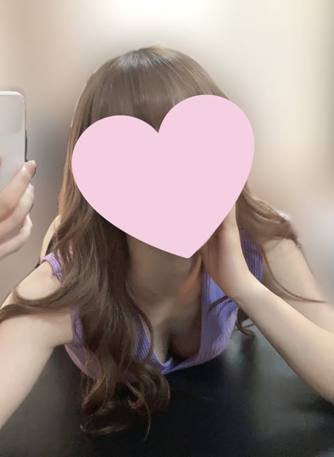 本日もありがとうございました✨️
素敵なお兄様方と楽しく時間を過ごせました😊
ご予約たくさんありがとうございました♡

