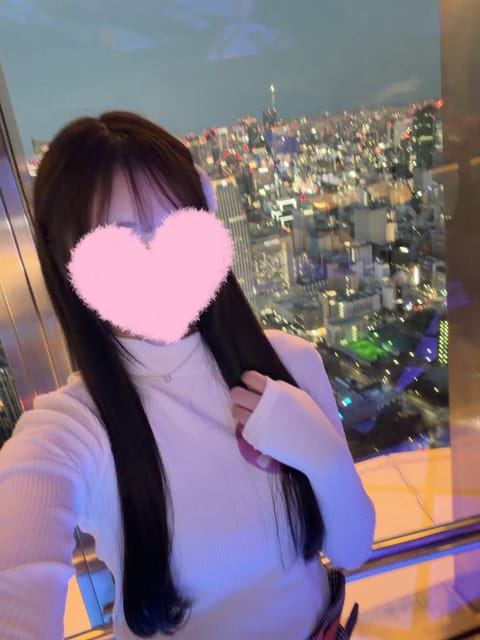 こんばんはっ！れんかです💎

4/17～4/19 エステの坂道 小田原ルームに出勤です🫶

前日の16日23:30～3: