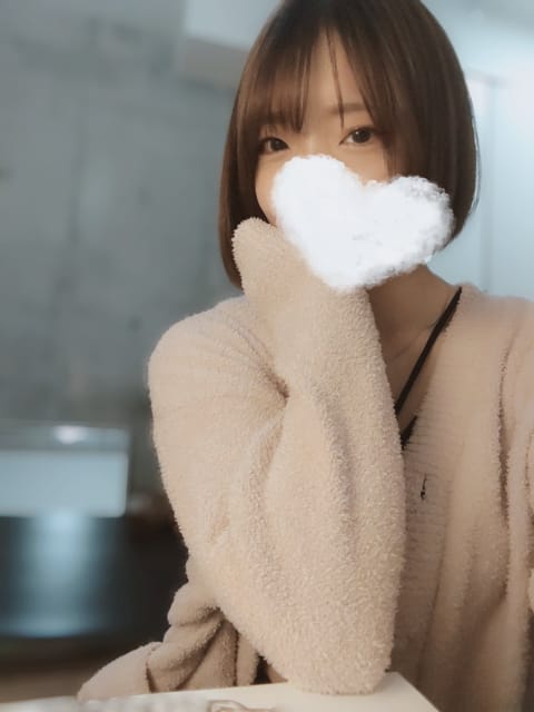 お疲れちゃんです

昨日はリクエスト出勤でした🍀
デビュー時から来て下さっているお客様、いつもありがとうございます💐
 