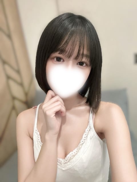 次回の出勤は、4月14日（火）13:00〜19:00下北沢roomになります❣️

しばらくお休みするので
タイミング合