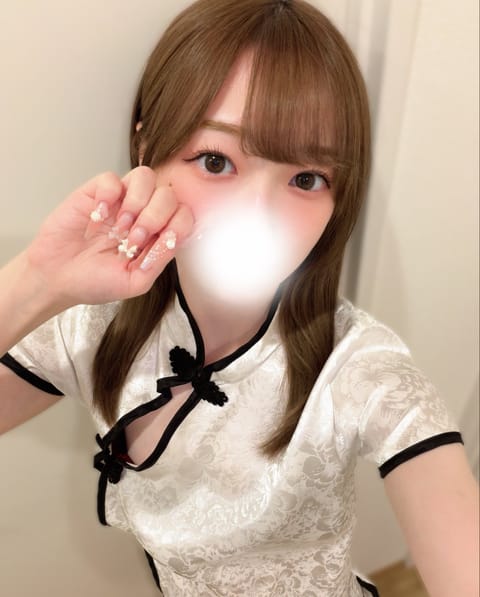 こんにちは🏹͙🪽さくらだよ𐔌՞ ܸ.ˬ.ܸ ՞𐦯

みんなこの暑さでバテてない？🫠💭
今日も涼しいお部屋で待ってるね🎐
