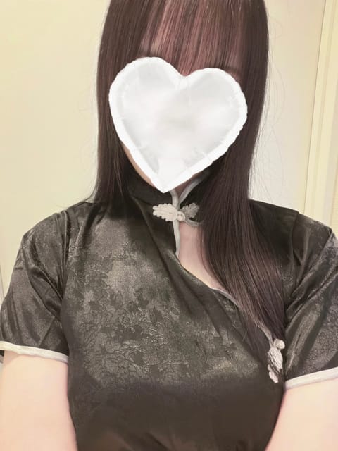 4/4 19:30～5:00
4/5 12:00～21:00 です💕

お部屋でお待ちしております🫧 .*
天気が悪いの