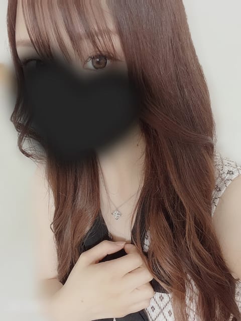 こんばんは🌙*ﾟ

22時から翌朝6時まで出勤です♡♡

ご予約待ってます🐰💓