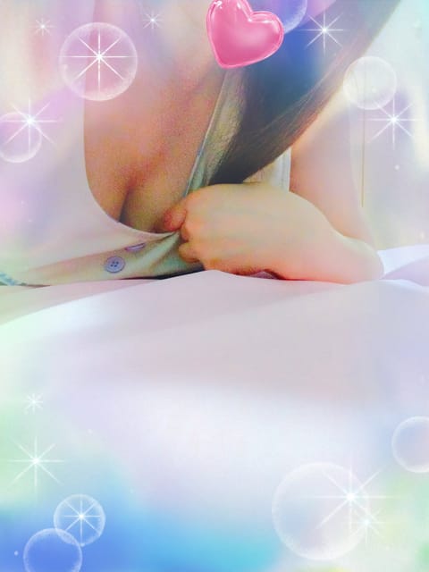 朝からバタバタしてました😊
このあと、16時20分以降から、最短ご案内可能です♬

本日、19時半施術終了となります😊
