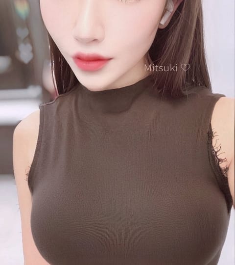 頼り甲斐があるところ
男らしいところ
色気があるところ
包容力があるところ
何も言ってないのに気付いてくれてるところ
た