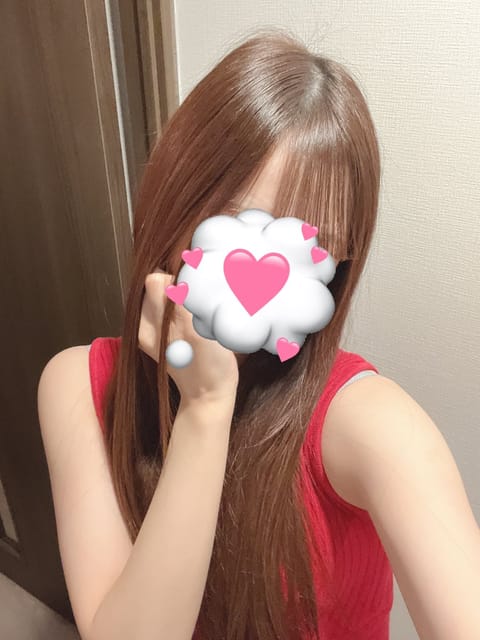 柏木出勤してます🌱

少し体調を崩してしまってましたが元気に復活してます🫡🌟 なんだか今日はアホ毛がすごい🧐

今日は2