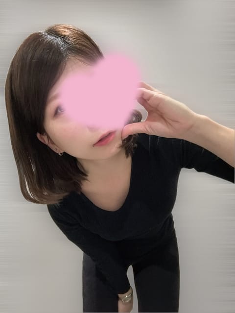 来週は出勤したいぞ、、✊待っててね
お昼のお仕事もがんばってるぞい😎✨
