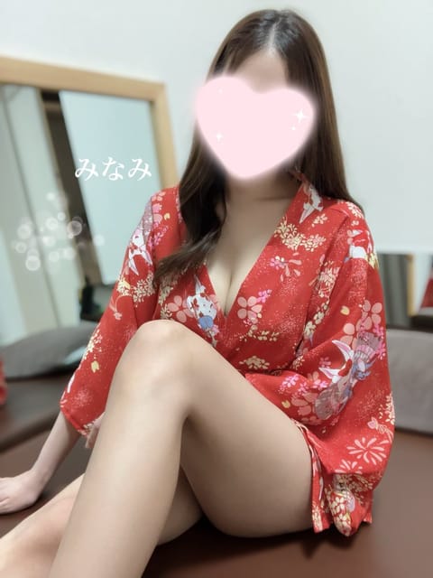 こんばんは！本日みなみ出勤日です🎀
10月3日(木)19時30分〜23時30分
🈵19時30分〜
🈳22時30分〜60分