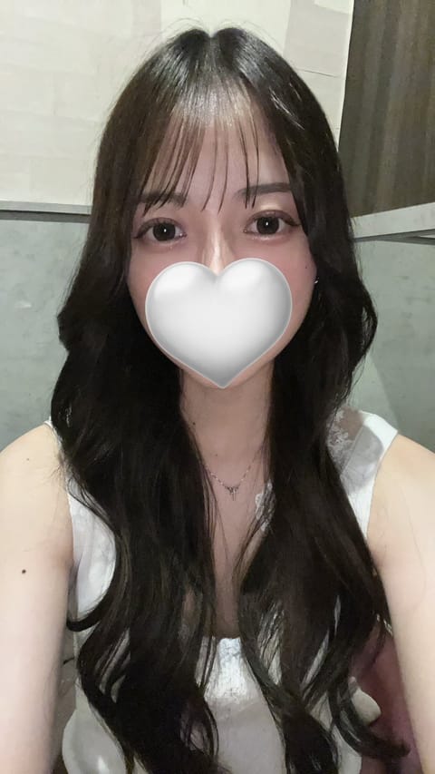 ❤︎今週の出勤予定❤︎

14日(土) 18時〜23時
15日(日) 12時〜18時

ご来店お待ちしております♡♡
 