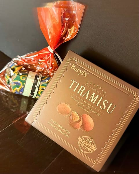 仲良しさまたちからいただいたおみやげたち🎁💕

遠く離れてる時間にもあたしのことを思い出してくれてることが、なにより嬉し