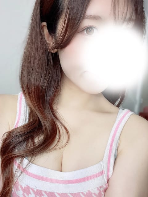 出勤です🍀

お盆休み最終日の人も多いのかな？？
天気の悪いお盆だったね☹️
私は何もしていません😭

本日もよろしくお