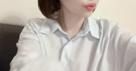 こんにちは♪

りおです！

秋晴れで気持ちいい〜
久々に日傘をさしました✨

シルバーウィークは台風接近のようで🥺
予