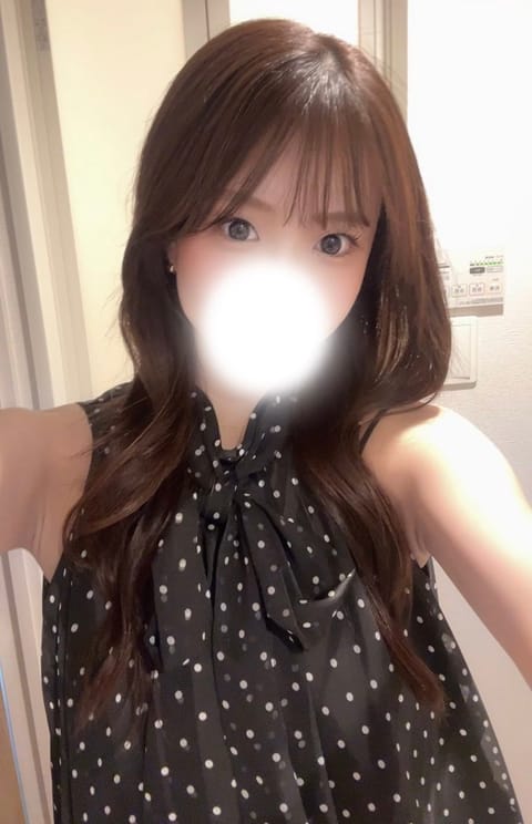 おはようございます🍒

残り3日！あっという間だ>_<
今日も元気に出勤します🤭💕
14時〜いますっ
お仕事