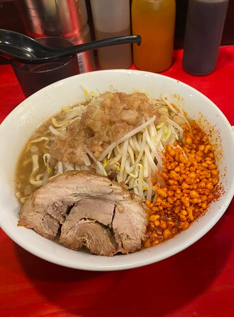 本家行ったことないけどインスパイアはめっちゃ行く🍜
17時までいま〜す^_^