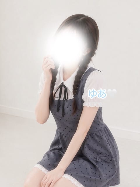 お休みの方も、お仕事の方もいると思いますが、お兄さまは素敵なお盆を過ごせていますか？𖥔🍉⋆˙

ゆあはゆっくり過ごしなが