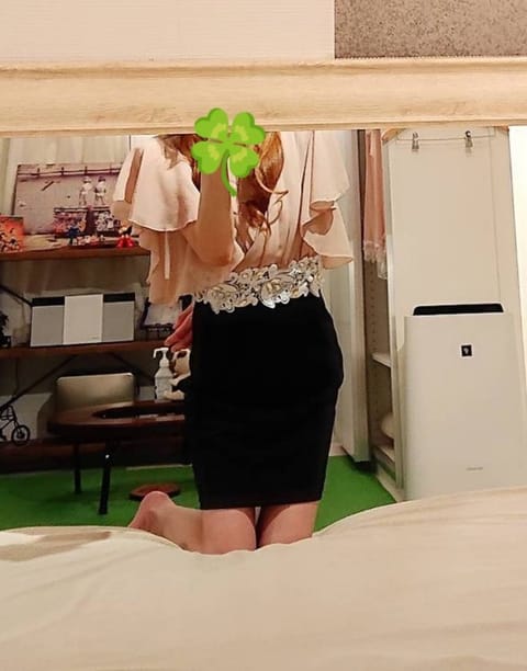 こんばんは🥰
中野roomにいます。
是非いらしてください✨