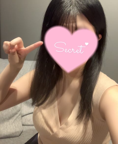 今月最後の出勤です🥺❣️

🦋19:00～24:00🦋
本指名さま、はじめましての方も
ご予約、お問い合わせお待ちしてま