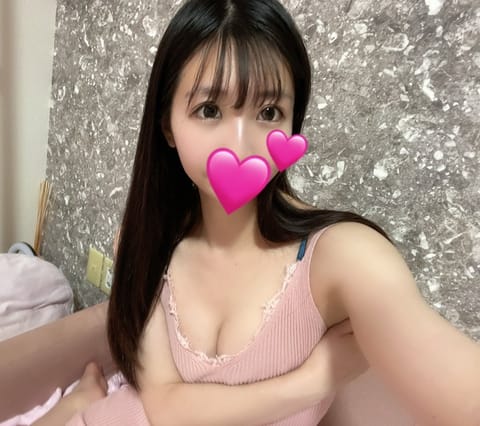 本日1/24土曜日22：00〜5：00の出勤です🩵
久しぶりの出勤ドキドキだけどお兄様にお会いできるの楽しみぃぃ〜❤️
