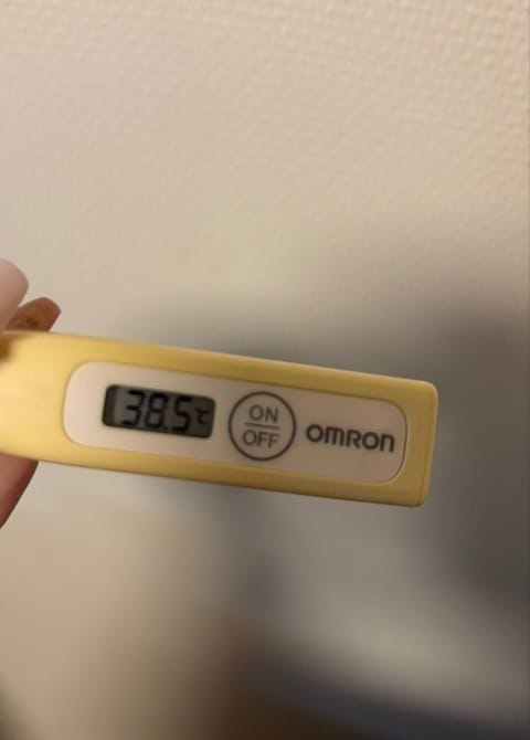 ほんとにすみませんねつでしんでおります今週の出勤全ておやすみになってしまいごめんなさい