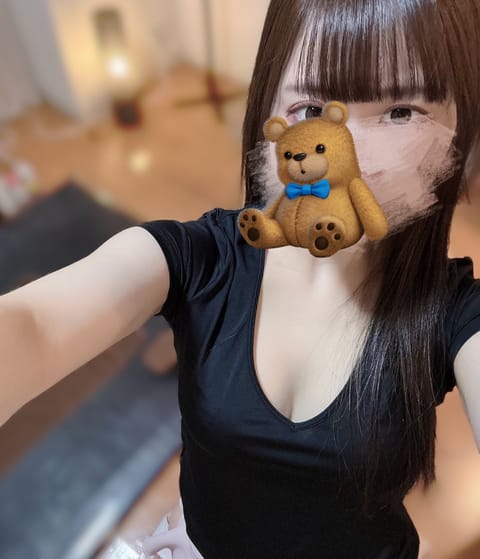 こんにちは！💐

今日は20:00までです！！
ひさしぶりのお昼帯☀️

会える方、上野で待ってます🐻