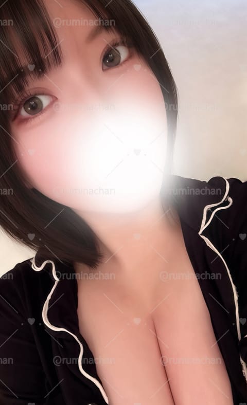 顔も🥧も写そうとすると難しい( ˘•ω•˘ )