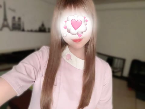 今年も1年ありがとうございました♡

だいぶレア出勤になってしまったにも関わらず、たくさん会いに来てくださる皆様には感謝