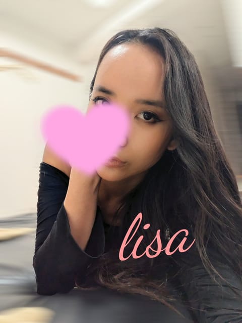 おはよ🧡
本日12：00-19:00出勤です😽
まってます🧡🧡
無加工カメラ📸美脚です🦵🧡
柔らかい身体使って脚先まで密