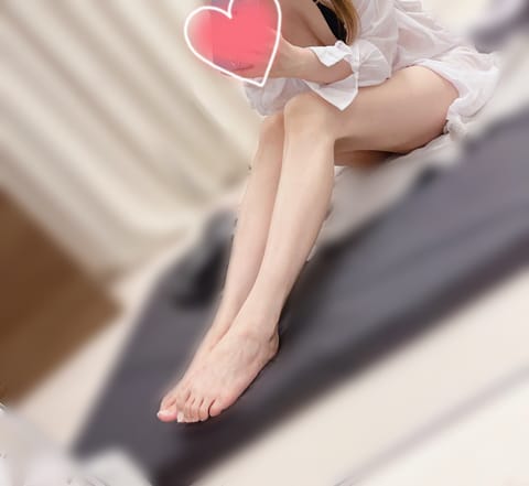 こんばんは😌

今年最後の出勤です🤍
20時から5時まで蒲田ルームにいます❣️

たくさん密着しましょ🎶
お問い合わせお