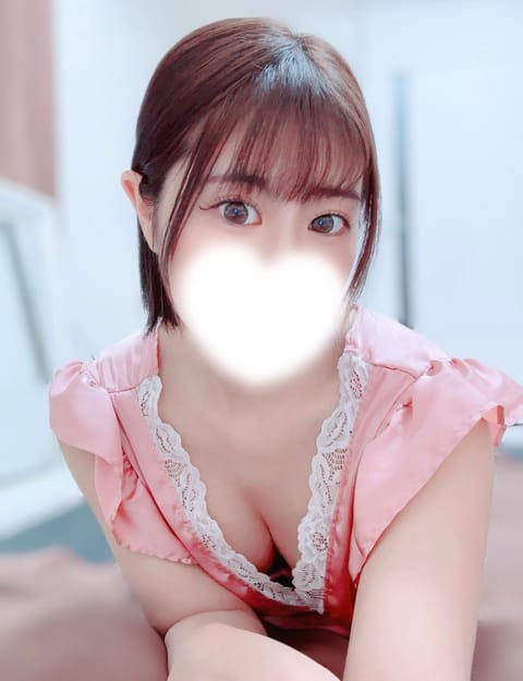 こんばんは♡
少し久しぶりになってしまいましたが、
日曜日出勤します🌙
寒暖差で体調崩しやすい季節ですが、
りこの癒しパ