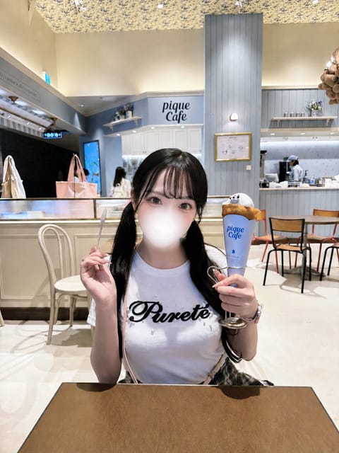 11-20時でいます💞
スタートからご予約頂いてたので感謝です🙇‍♀️
引き続き居ますのでお待ちしております🎀
雨なので