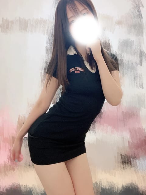本日も出勤しましたー！！

晴れたと思ったら夏の暑さが帰ってきましたね‎꜀(  ꜆-ࡇ-)꜆
みなさん無理せず倒れずに残