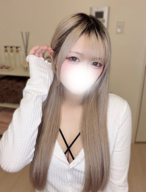 おはようございます🌼

本日【11:00~17:00】に出勤しています❣️

🈳今のところ全枠ご案内可能です
・90分/