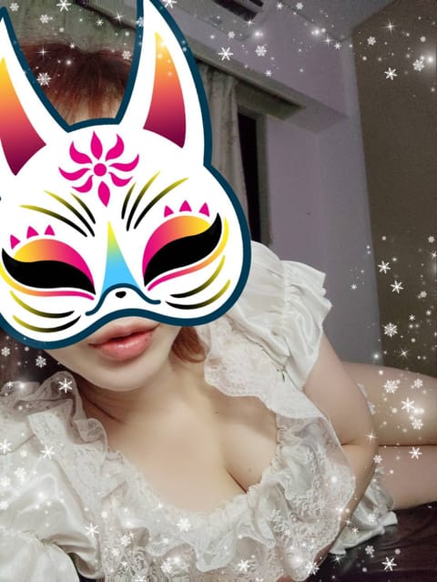 29日も13時から出勤させて頂きます(*^^*)ど平日ではありますがお休みまで乗り越えていくパワー注入させて頂きますよ♪