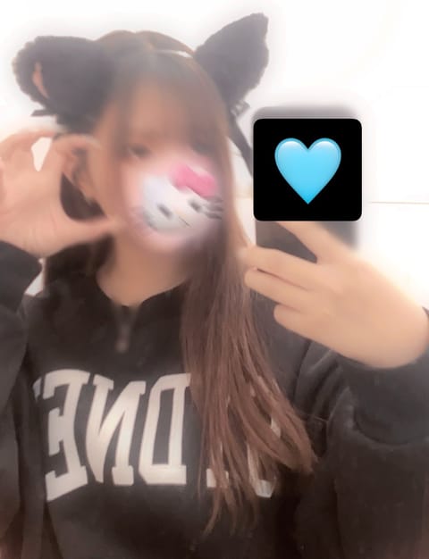 週末3日間出勤します💓
17日20:00-5:00
18日20:00-5:00
20日15:00-22:00

本日出勤