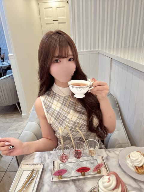おはようございます✨
本日北戸田ルームです💗
１２時〜4時までいます🎶
お誘いお待ちしてます❕❕❕