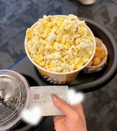 本日もご予約満了ありがとうございました🥲🤍

本指名のお客様の日すごく嬉しかったです🥲✨

いつも素敵な差し入れもありが