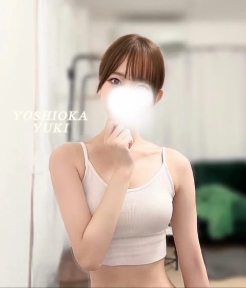 明日5/14(金)19:00-1:00の枠で出勤します♪

華金を一緒にまったり過ごせたら
嬉しいです☺️

癒されたい